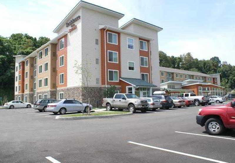 Pittsburgh Monroeville/wilkins Township 2* Monroeville